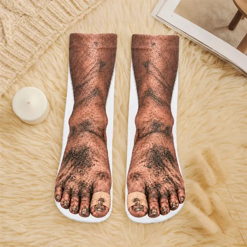 Funny Dirty Feet Socks – Hairy Barefoot Illusion Gag Gift