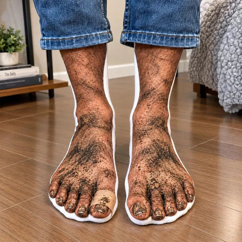 Funny Dirty Feet Socks – Hairy Barefoot Illusion Gag Gift